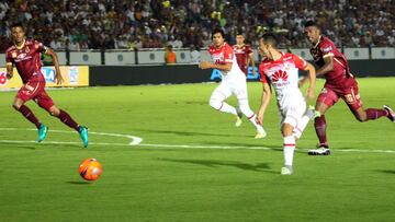 Fainer Torijano: "Sometimos a Santa Fe en el primer tiempo"