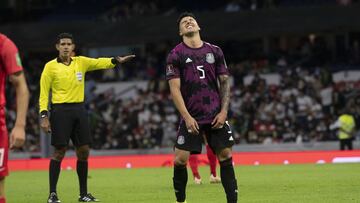 Jorge S&aacute;nchez se lamenta durante el partido contra Canad&aacute;