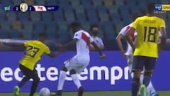 EL VAR salva a Perú otra vez