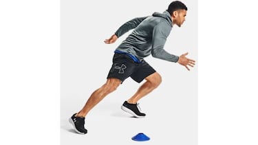 Estos pantalones cortos Under Armour de secado rápido arrasan en Amazon