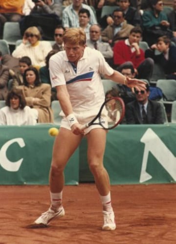 En 1985 se convirtió en el tenista alemán más joven (17 años y 7 meses) en ganar Wimbledon, que también conseguiría al año siguiente (1986) y en 1989, el mismo año que logró la victoria en el Abierto de EEUU. Su mejor posición en el Ranking ATP lo consiguió en 1986 que llegó a alcanzar la sexta posición.