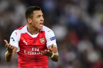 Alexis Sánchez mostró su poder goleador en la Champions