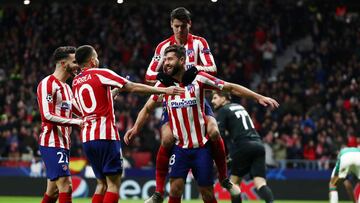 Los jugadores del Atlético celebran un gol al Salzburgo.