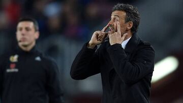 Luis Enrique, en el banquillo del Barça.