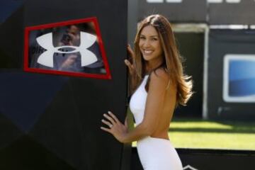 Vanesa Borghi se robó las miradas en presentación de la camiseta de Colo Colo