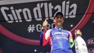 Diego Ulissi, en el podio del Giro de Italia.