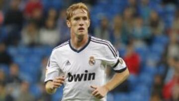 Álex se aleja del Real Madrid.