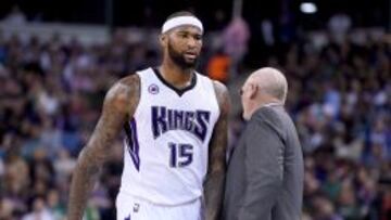 DeMarcus Cousins y George Karl. 