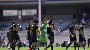 Jugadores de Pumas durante un partido contra Pachuca, Correspondiente a la Jornada 12 del Torneo Clausura 2023 de la Liga BBVA MX, en el Estadio Olimpico Universitario, el 19 de Marzo de 2023.