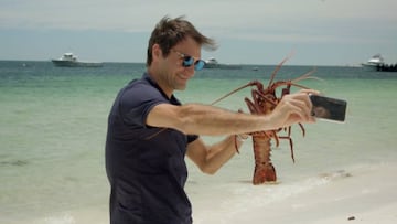 Federer y su selfie con una langosta en Australia