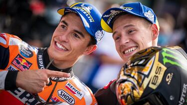 MISANO ADRIATICO, ITALY - OCTOBER 24: Marc Marquez of Spain and Repsol Honda Team congratulate the new world champion Fabio Quartararo of France and Monster Energy Yamaha MotoGP during the race of the MotoGP Gran Premio Nolan del Made in Italy e dell'Emil