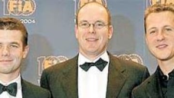 <b>CAMPEONES. </b>Loeb, Alberto de Mónaco y Michael Schumacher.