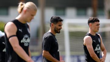 Soccer Football - Club World Cup - Manchester City Training - Lynn University, Boca Raton, Florida, U.S. - June 13, 2025 Manchester City's Ilkay Gundogan and Phil Foden during training REUTERS/Marco Bello