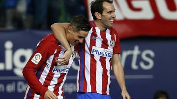 God&iacute;n y Fernando Torres, celebrando uno de los goles de Torres ante el Legan&eacute;s.