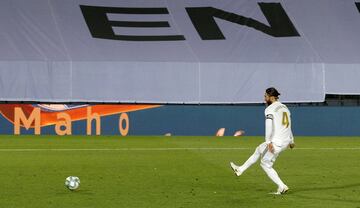 1-0. Sergio Ramos marcó de penalti el primer gol.