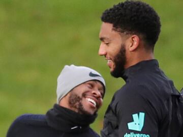 England's Joe Gomez and Raheem Sterling during training