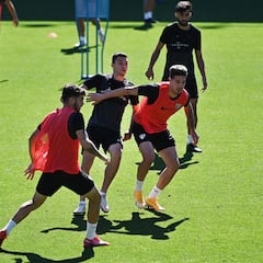 Jozabed y Mejías apuntan a Oviedo