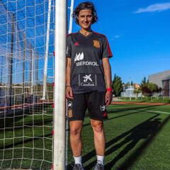 Montse Tomé: "No me esperaba poder vivir del fútbol"
