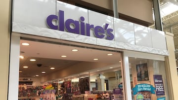 FILE PHOTO: A Claire’s store is pictured in the Newport Mall in Jersey City, New Jersey, U.S. September 22, 2018. Picture taken September 22, 2018. REUTERS/Alessandra Rafferty/File Photo