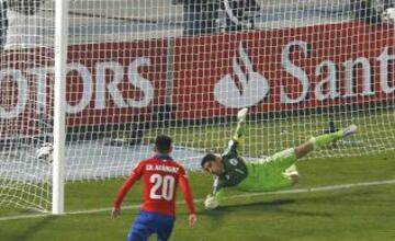 Se anotaron 13 goles de cabeza y Chile fue el país que más marcó de esta forma, con tres tantos. En Argentina 2011 se registraron siete conquistas de testa.