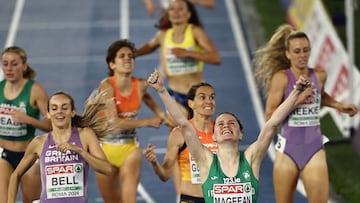 Esther Guerrero acaricia el bronce en el 1.500