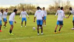 La selección cafetera llegó de madrugada a tierras chilenas