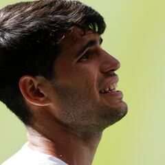 El mal día de Alcaraz en frases: “No puedo sacar ni restar”