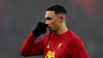 Soccer Football - Premier League - Liverpool v Manchester United - Anfield, Liverpool, Britain - January 5, 2025 Liverpool's Trent Alexander-Arnold during the warm up before the match REUTERS/Phil Noble EDITORIAL USE ONLY. NO USE WITH UNAUTHORIZED AUDIO, VIDEO, DATA, FIXTURE LISTS, CLUB/LEAGUE LOGOS OR 'LIVE' SERVICES. ONLINE IN-MATCH USE LIMITED TO 120 IMAGES, NO VIDEO EMULATION. NO USE IN BETTING, GAMES OR SINGLE CLUB/LEAGUE/PLAYER PUBLICATIONS. PLEASE CONTACT YOUR ACCOUNT REPRESENTATIVE FOR FURTHER DETAILS..