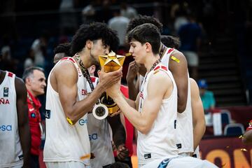 Celebración de los jugadores de la Selección Española tras ganar el Mundial Sub-19 de baloncesto.
