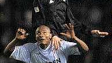 Pavón hizo un buen partido en Vigo marcando a Catanha.