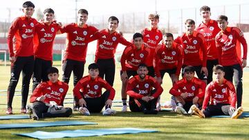 “Fue mi primera vez en la Roja y pude atajarle un tiro con la cara a Alexis... Estoy contento”