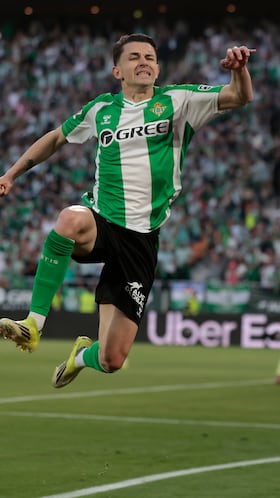 ‘El Vasco’ se dio cita para ver a Fidalgo en el Betis