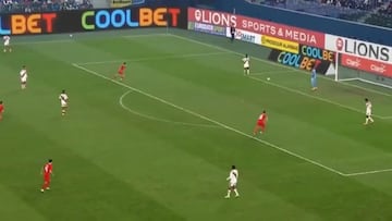 Se enfrentan los próximos dos rivales de Chile y lo que pasa no se puede creer: ¡miren al arquero!