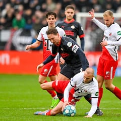 El PSV, rival del Sevilla en Europa, se descuelga en su liga