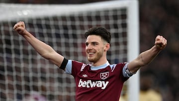 Soccer Football - Premier League - West Ham United v Chelsea - London Stadium, London, Britain - February 11, 2023 West Ham United's Declan Rice celebrates after Tomas Soucek scores their second goal before it is disallowed after a VAR review REUTERS/Tony Obrien EDITORIAL USE ONLY. No use with unauthorized audio, video, data, fixture lists, club/league logos or 'live' services. Online in-match use limited to 75 images, no video emulation. No use in betting, games or single club /league/player publications.  Please contact your account representative for further details.