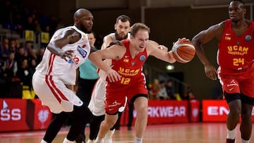 El UCAM de Oleson rompe su mala racha en Lituania