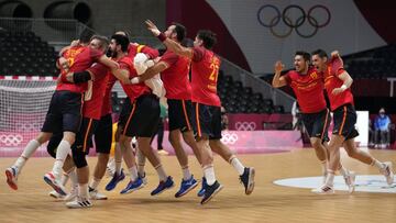 La piña de la Selección después de meterse en semifinales.