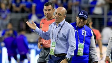 El entrenador de la selecci&oacute;n de Honduras dej&oacute; claro que se mantendr&aacute; al frente de la Bicolor y espera poder clasificar a la Copa del Mundo de Qatar 2022.