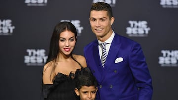 Por qu¨¦ no estuvieron Cristiano y Georgina en la boda de Sergio Ramos y Pilar Rubio