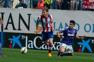 En verano de 2014 el Atleti firmó a Ansaldi, lateral izquierdo argentino, como relevo de Filipe Luis, que se había marchado al Chelsea ese verano.
El argentino llegó al club rojiblanco cedido por el Rubin Kazan ruso, y a pesar de ser titular al principio de la temporada, incluso fue titular en la Supercopa de España contra el Real Madrid, en la que tuvo la mala suerte de meterse un gol en propia puerta, una lesión le apartó de los terrenos de juego y al regreso tras su recuperación no tuvo muchos minutos. 