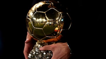 Emotivo homenaje del Manchester City a Rodri en el Etihad Stadium por su Balón de Oro.