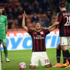 El Arsenal y el Bayern ojearán a Bacca después de la fecha FIFA