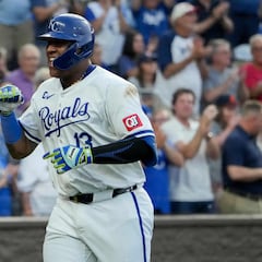 Who is leading the Royals’ winning streak?