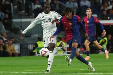 Lamine Yamal far ahead of Messi!
