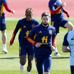 Iñigo sale del infierno de la fascia