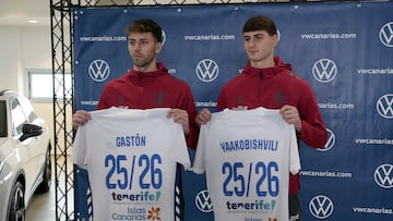 Valles y Antal, presentados oficialmente