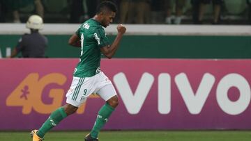 Doblete de Borja pone a Palmeiras más cerca del líder