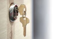 ¿Tienes este tipo de llave? Un cerrajero indica la cerradura que no debes tener en casa para evitar robos