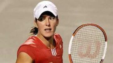 <b>TORNEO DE TORONTO. </b>Justine Henin-Hardenne ha derrotado en semifinales a la francesa Amelie Mauresmo.