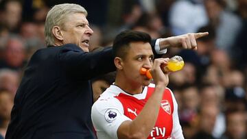 Alexis Sánchez reveló que cuando termine la temporada se reunirá con Arsene Wenger para determinar qué hará con su futuro.